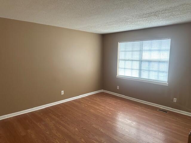 Building Photo - 1941 Sun Hill Rd