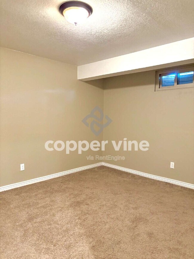 Building Photo - 13145 Hazel Ct