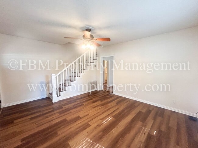 Building Photo - 10693 S Fm 148