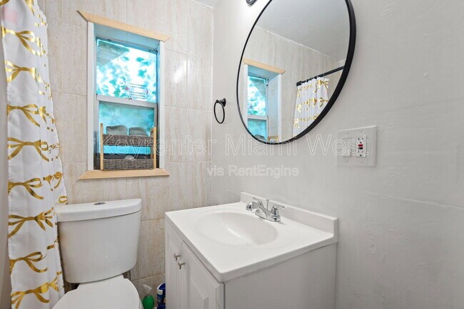 Building Photo - 7772 NW 9th Ave