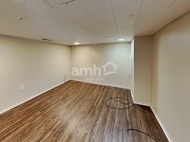 Building Photo - 7303 Havencroft Dr