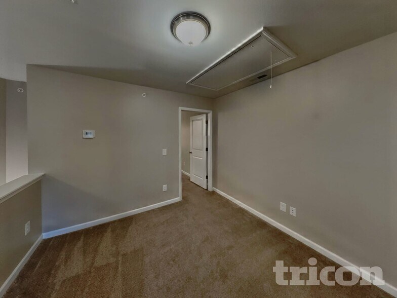 Building Photo - 133 Hickory Station Ln