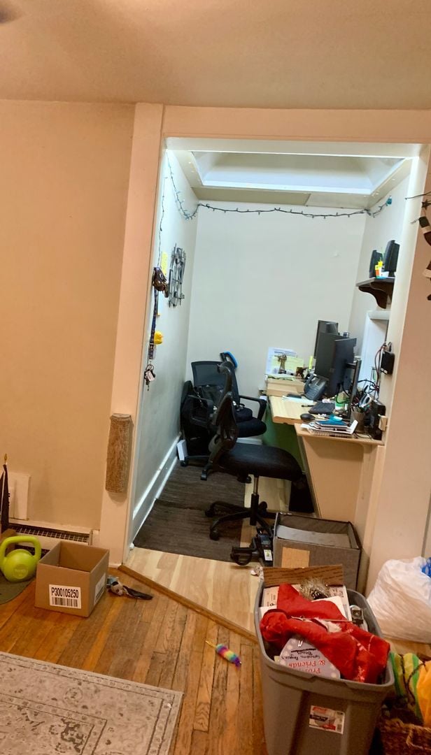 Building Photo - 714 S State St