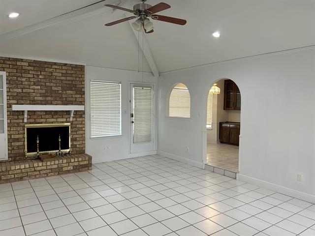 Building Photo - 1709 Vicksburg Dr