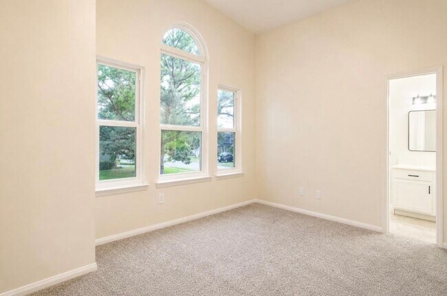 Building Photo - 12238 Innisfall Cir