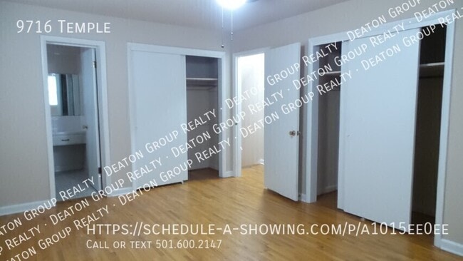 Building Photo - 9716 Temple-