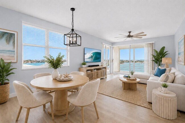 Building Photo - 7963 Sailboat Key Blvd S