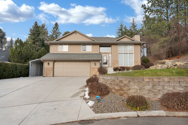 Primary Photo - 8603 E Columbia Park Dr