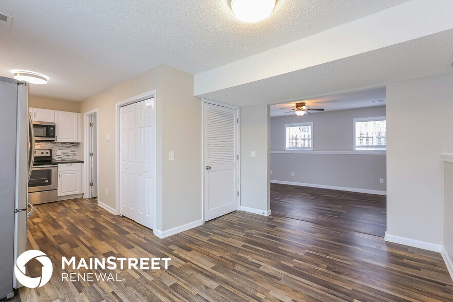 Building Photo - 19246 E Ponca Dr