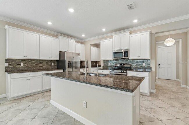 Building Photo - 25057 Lambrusco Loop