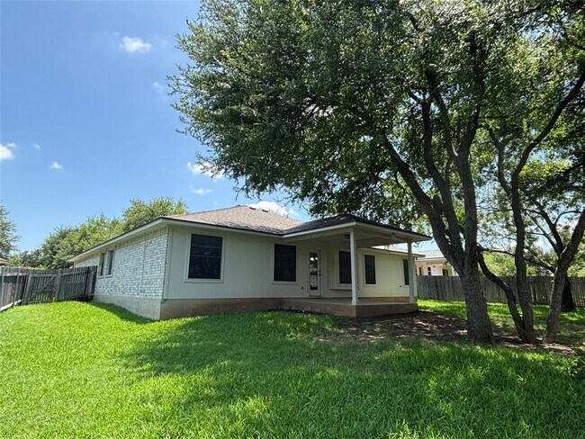 Building Photo - 2511 Vernell Way