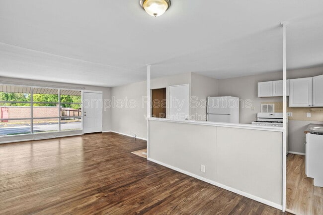 Building Photo - 10344 Viscount Dr