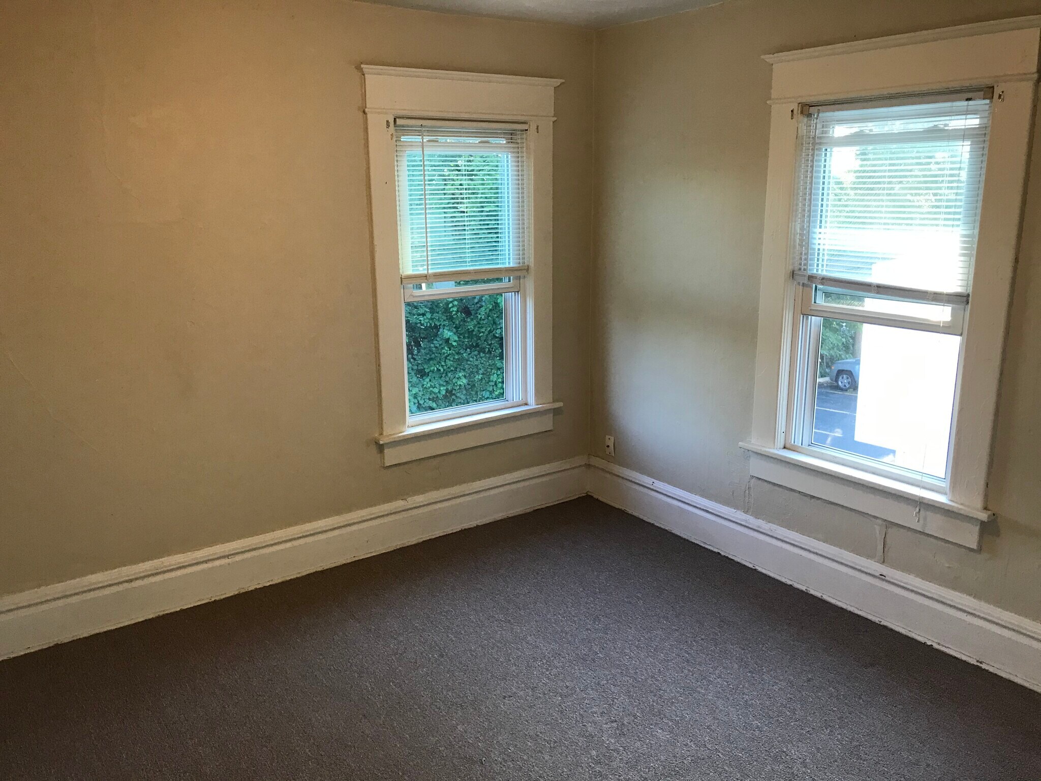 Building Photo - 509 High Ave