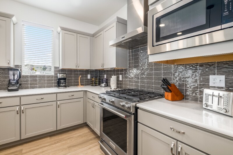 Building Photo - 5795 Champlain Dr