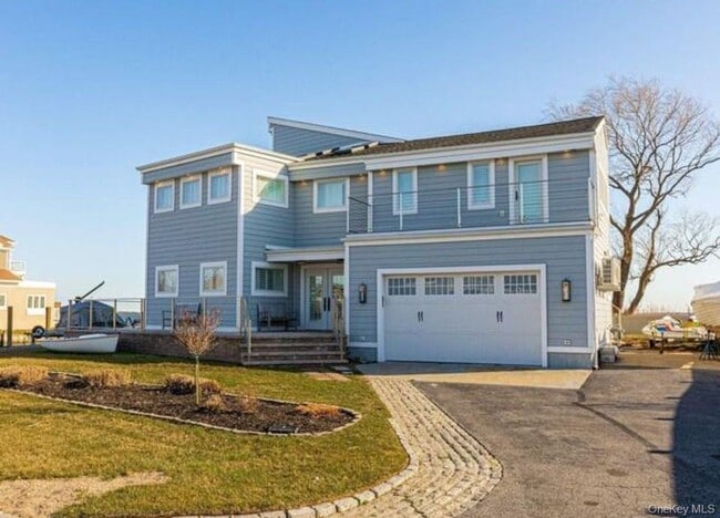 Building Photo - 2 Bay 9th St