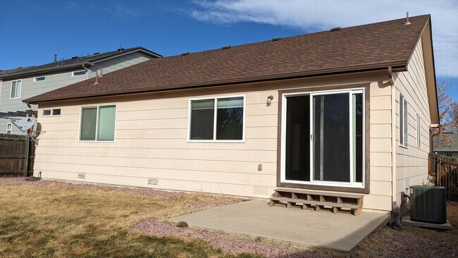 Building Photo - SPRINGS RANCH 3 BEDROOM/2 BATHROOM RANCH WITH FENCED YARD AND 2 CAR GARAGE!