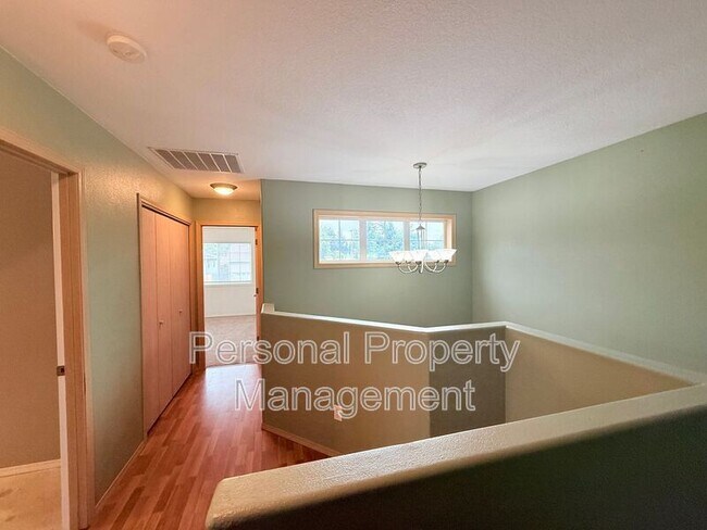Building Photo - 5602 NE 64th Street