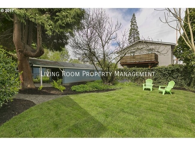 Building Photo - 6303 SE Windsor Ct