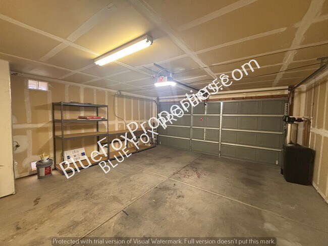 Building Photo - 7135 S Oakbank Dr