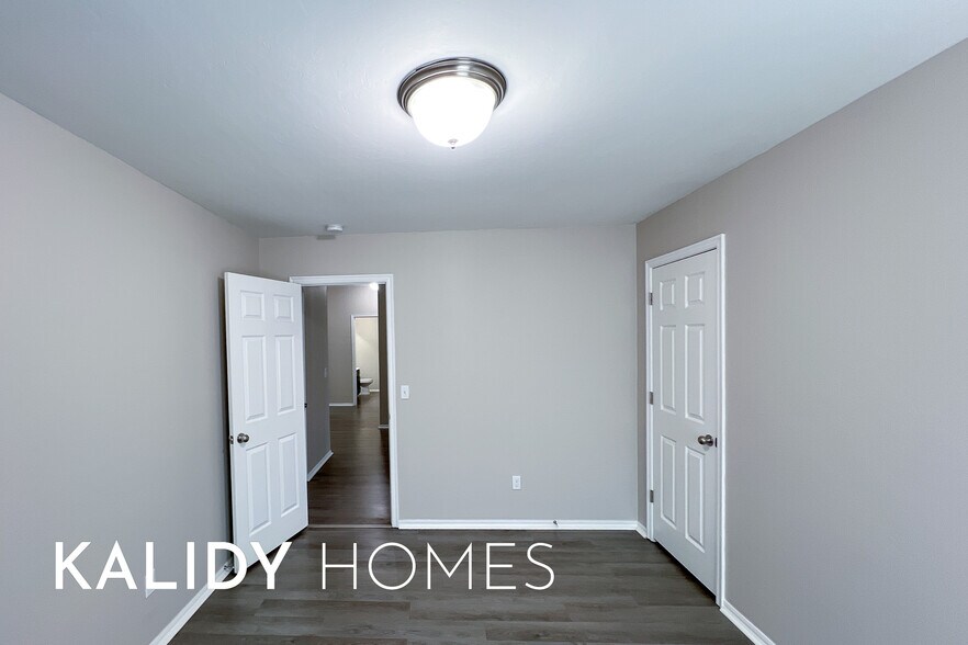 Building Photo - 2928 Cider Mill Ln