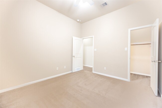 Building Photo - 6315 Teal Mist Ln