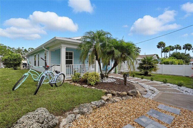 Building Photo - 27 Mala Compra Rd