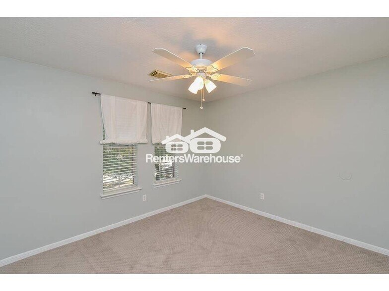 Building Photo - 6111 Dove Fern Ct