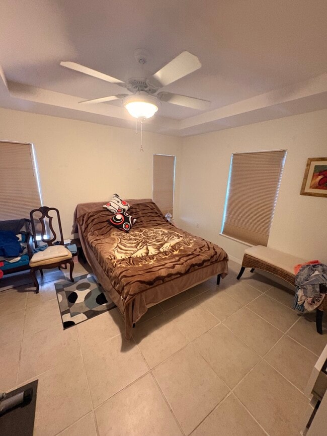 Building Photo - 215 West Blvd