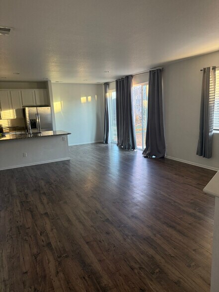 Building Photo - 1579 Sorenson Dr