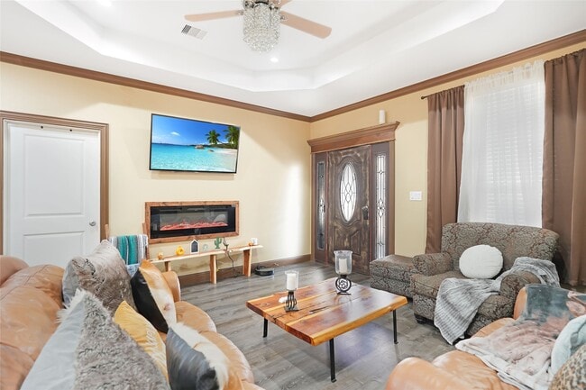 Building Photo - 2521 Rd 3550