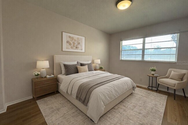 Building Photo - 2040 World Pkwy Blvd