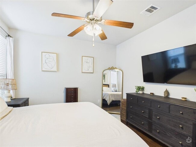 Building Photo - 9310 Tanager Way