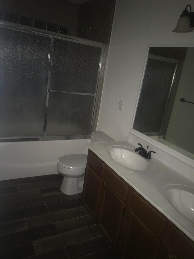Building Photo - 12720 Lorenzo Frias Ct