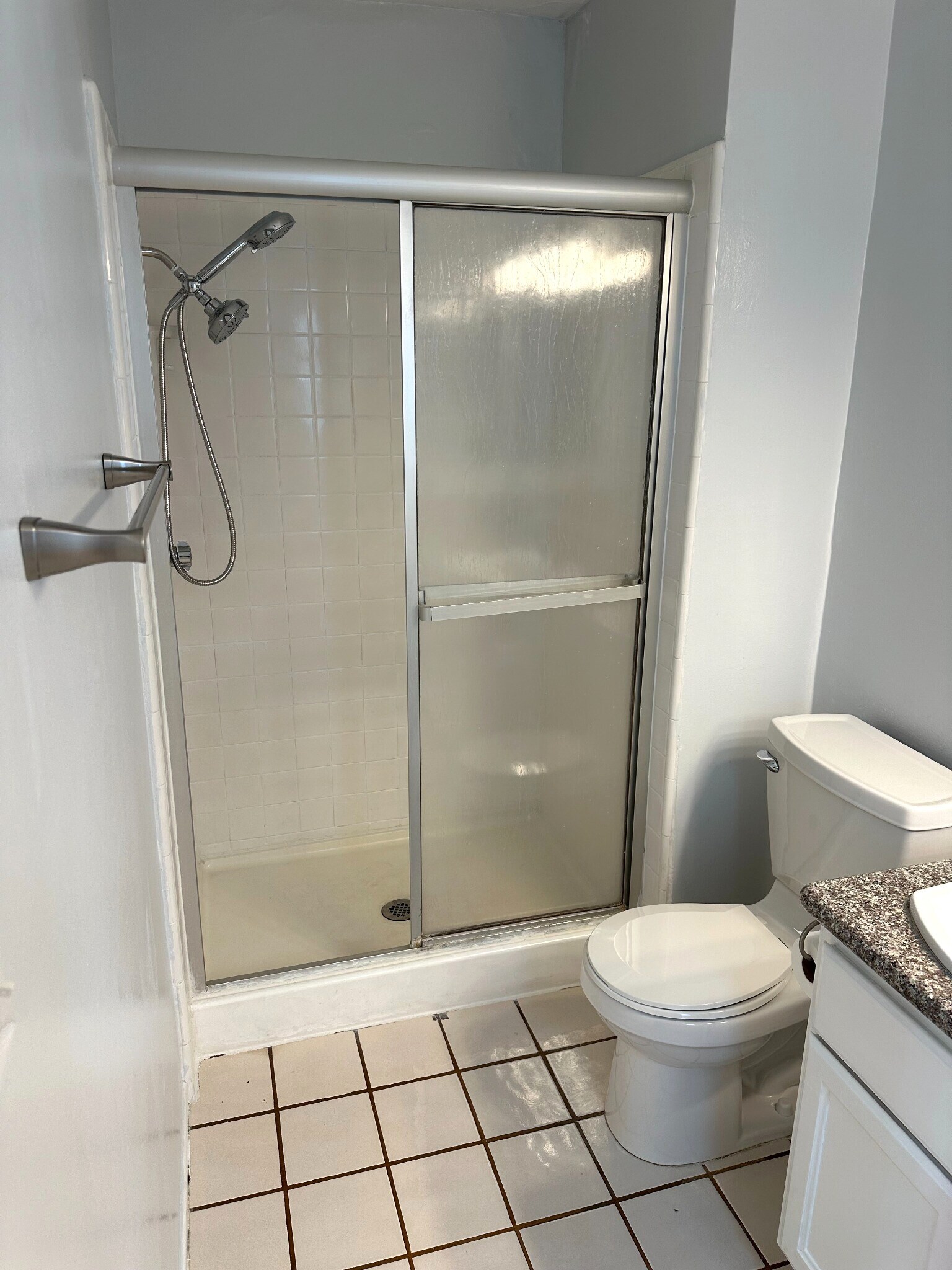 05 - Master Bathroom - Shower - 1831 Barry Ave