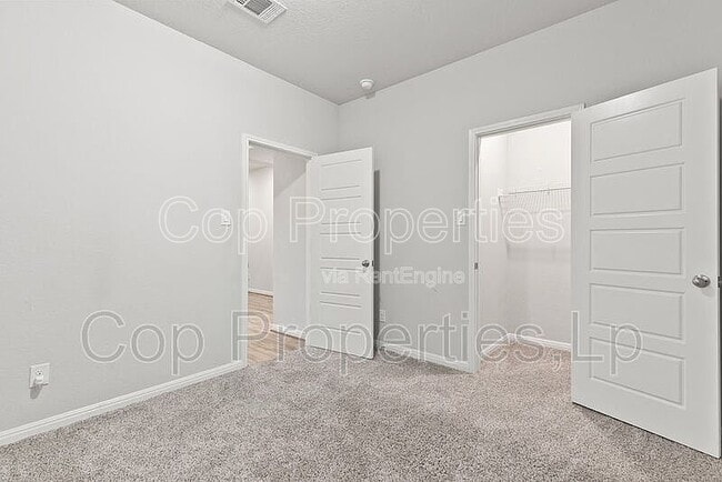 Building Photo - 11627 Troubadour Trl