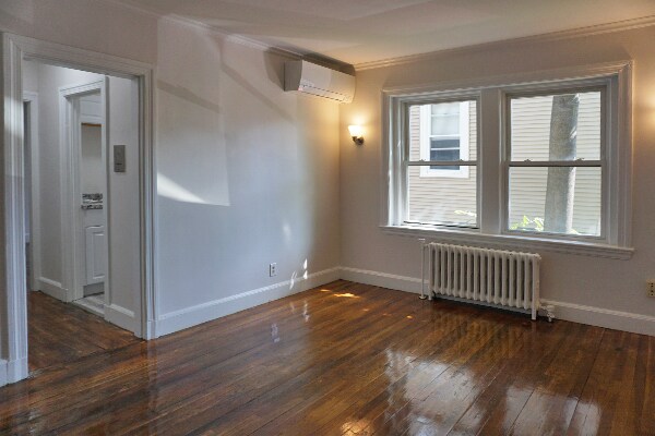 Building Photo - 105 Adams St