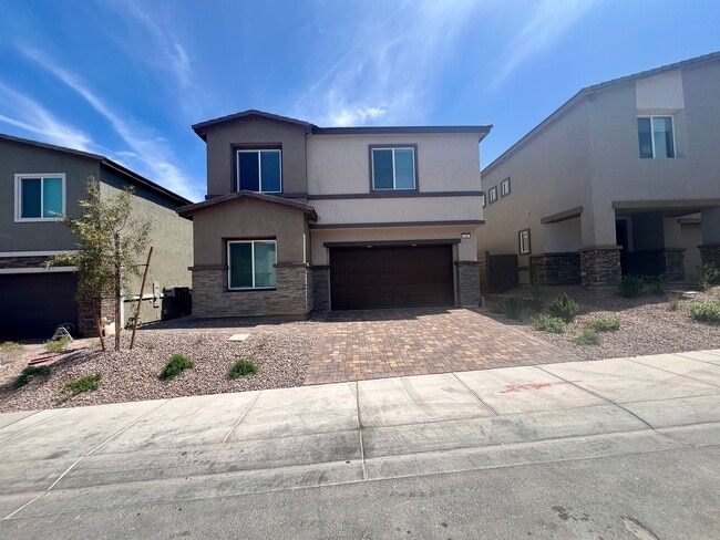 Building Photo - Stunning Newly Built 4-Bedroom, 3-Bathroom Home in Henderson