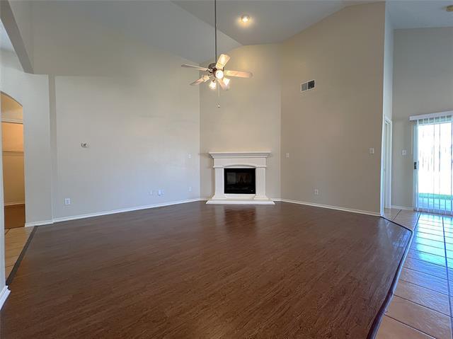 Building Photo - 5009 Royal Burgess Dr