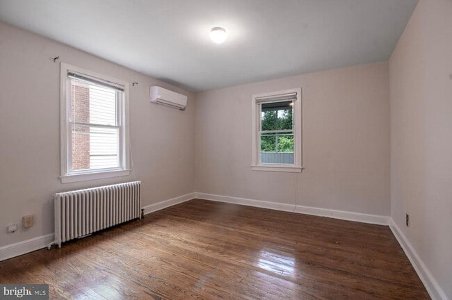 Building Photo - 4515 Avondale St