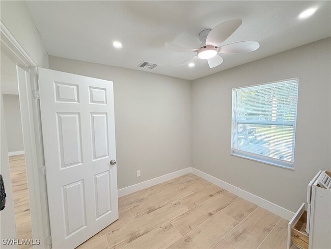 Building Photo - 2101 43rd Ln SW