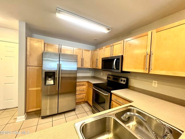 Building Photo - 1500 Cadfel Ct