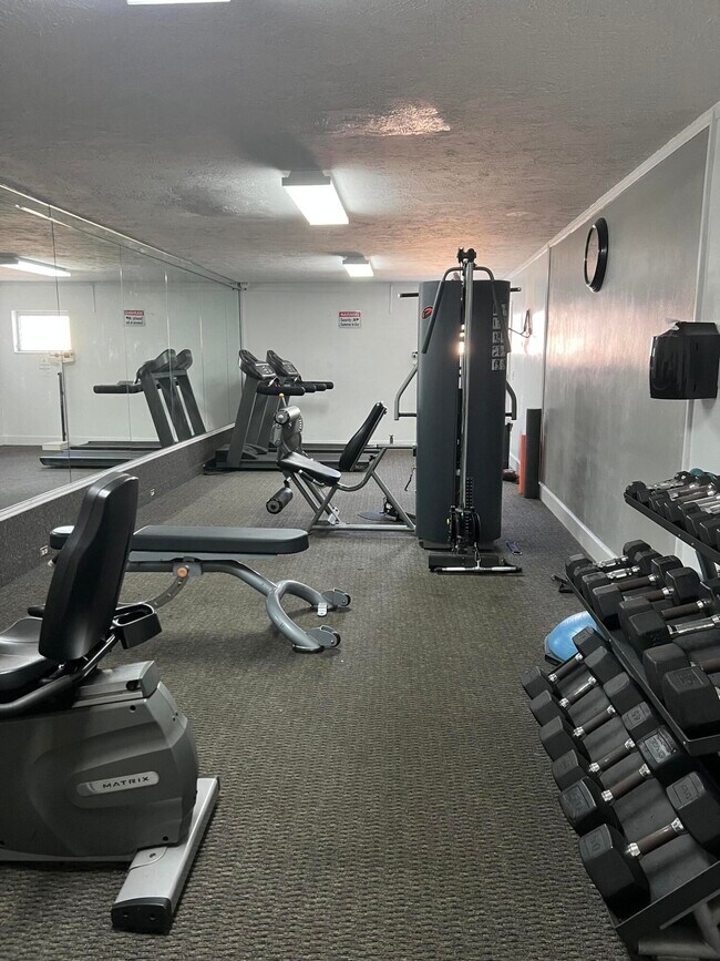 Building Photo - 2271 NE 68th St