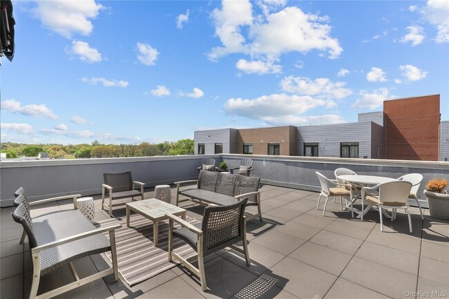 Building Photo - 11 Purdy St