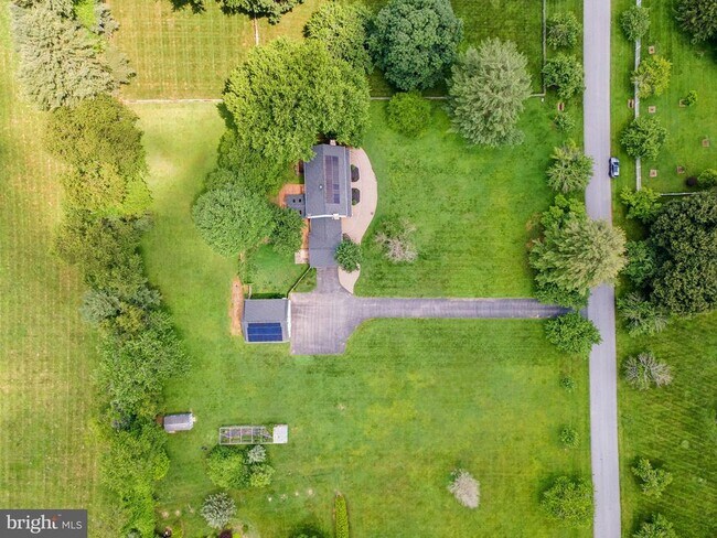 Building Photo - 13204 Lantern Hollow Dr