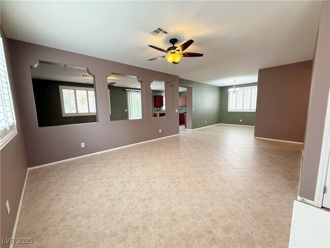 Building Photo - 5057 Shadow Valley St
