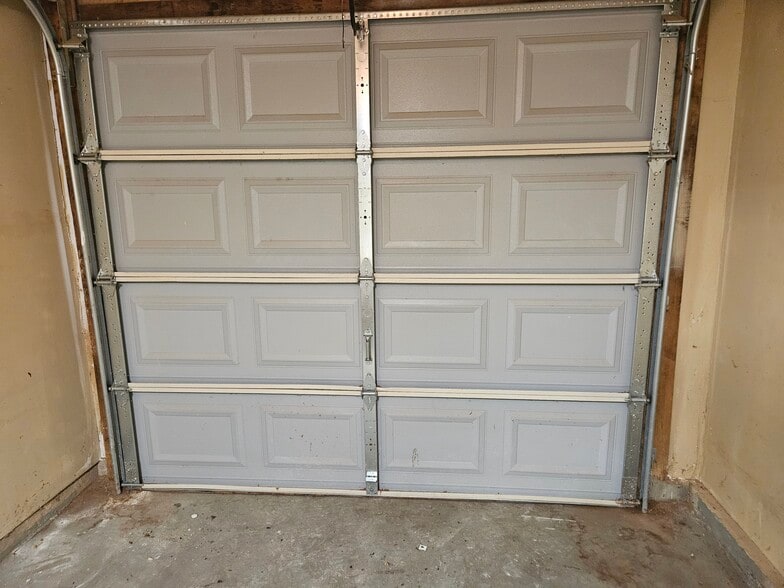 Building Photo - 3835 Conley Downs Dr