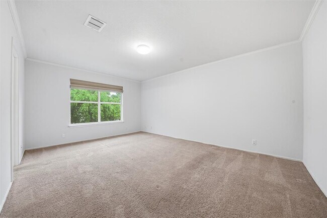 Building Photo - 5801 Marchmont Ln