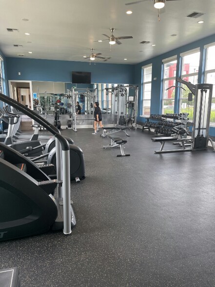 Building Photo - 4000 N Albion St