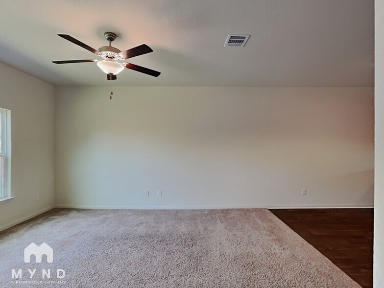 Building Photo - 105 Pettigrew Ct