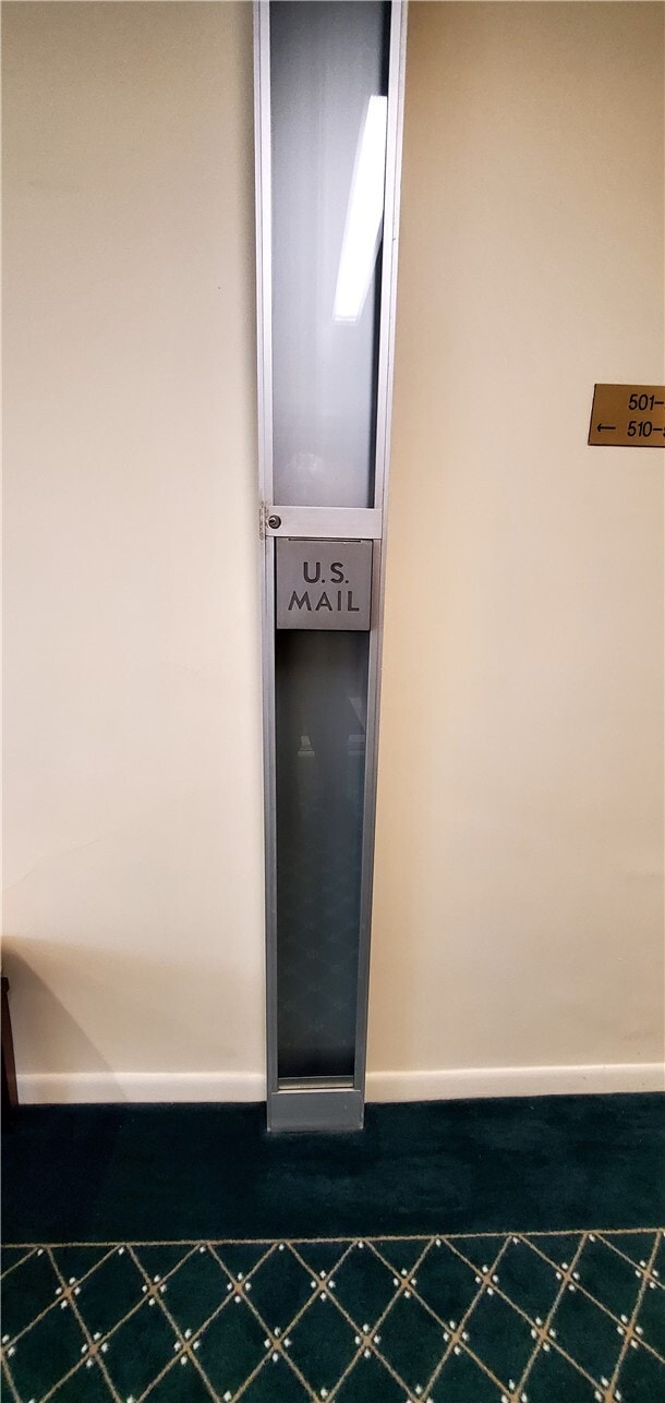 Building Photo - 1400 East Ave